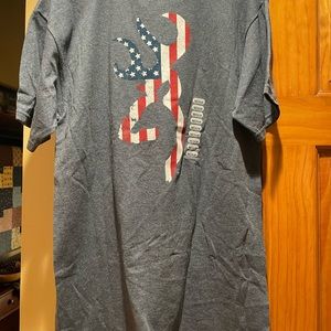 Mens Browning Tshirt. Size medium. NWT